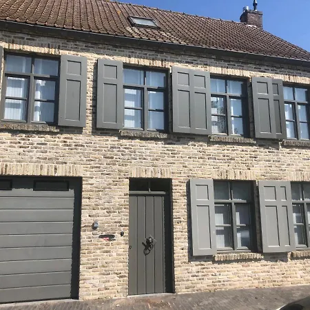 Vakantiehuis Houtem Met Wellness 펜션